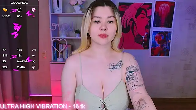 cutie mili online show from February 2025 11:41:01 AM