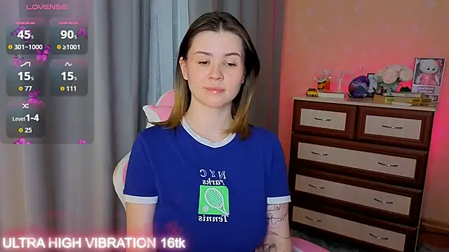 cutie mili online show from November 2025 10:14:01 AM