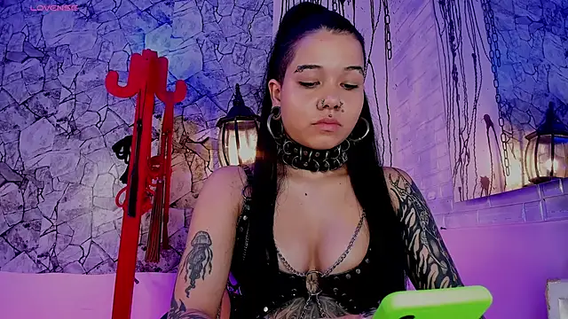 Snapshot of irregular_fetish_ chatting on February 2025 09:04:02 PM irregular fetish online show from February 2025 09:04:02 PM