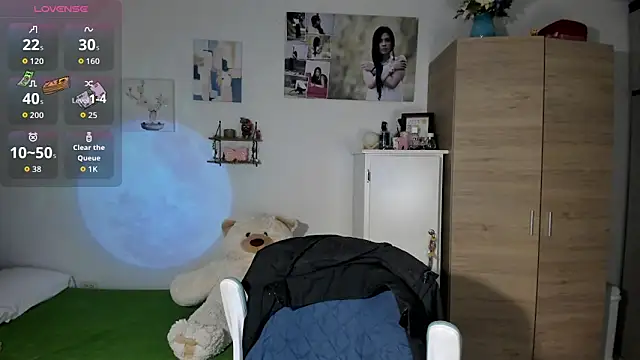 VeronikaOlsen online show from October 2025 08:06:02 PM