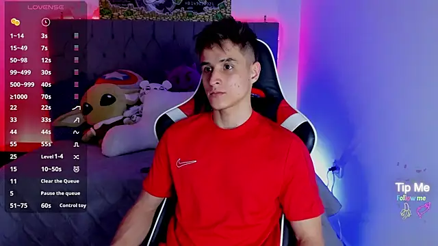 thomklein online show from December 2024 08:07:02 PM