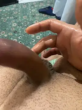 Snapshot of azginnn35 chatting on October 2025 09:06:02 AM azginnn35 online show from October 2025 09:06:02 AM