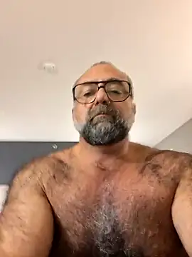 chainjulious online show from September 2025 12:10:01 AM