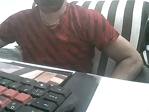 Snapshot of MezaRDanOnLineee chatting on December 2024 11:03:01 PM MezaRDanOnLineee online show from December 2024 11:03:01 PM