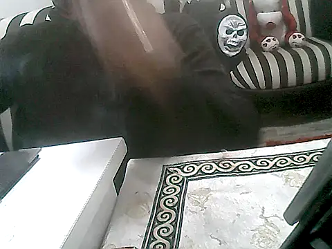 Snapshot of MezaRDanOnLineee chatting on February 2025 10:28:02 PM MezaRDanOnLineee online show from February 2025 10:28:02 PM