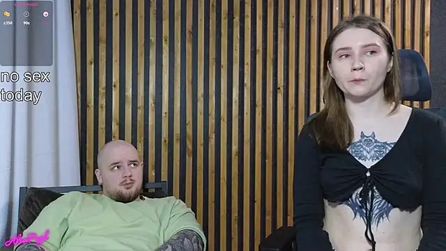 Snapshot of alicepugh chatting on March 2025 07:06:02 PM alicepugh online show from March 2025 07:06:02 PM