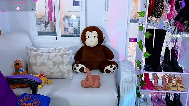 Tawny cox online show from January 2025 04:22:01 PM