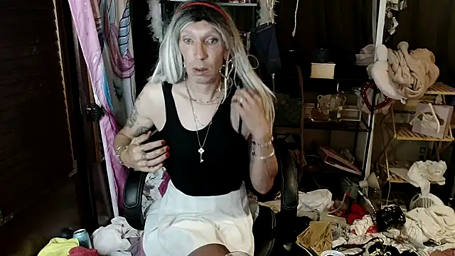 Ombeline1 online show from September 2025 12:58:02 AM