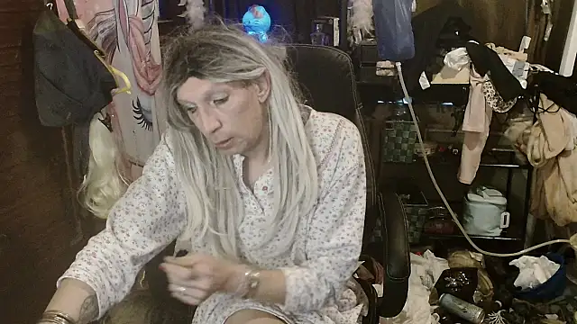 Ombeline1 online show from December 2025 07:59:02 AM