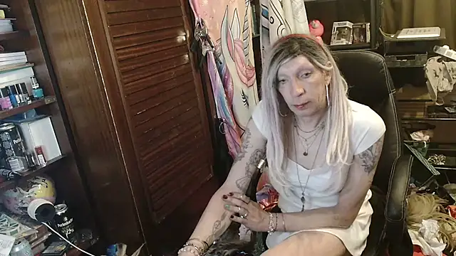 Ombeline1 online show from April 2026 01:12:02 AM