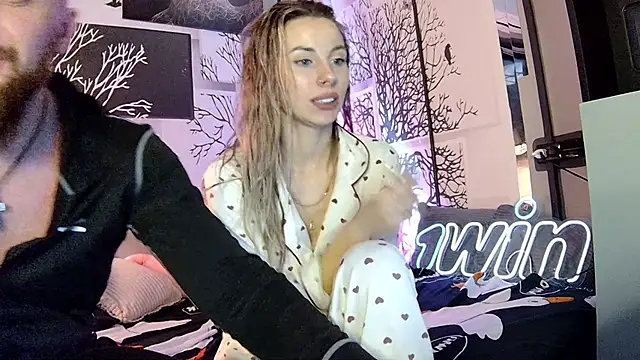 Snapshot of niki7377 chatting on December 2024 10:43:01 AM niki7377 online show from December 2024 10:43:01 AM