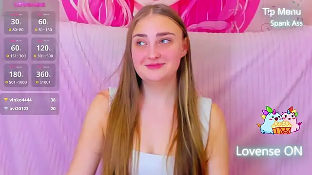 Snapshot of MilliStrii chatting on January 2025 04:05:01 AM MilliStrii online show from January 2025 04:05:01 AM