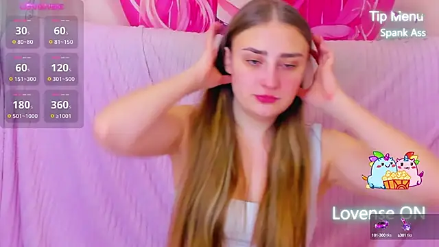 Snapshot of MilliStrii chatting on February 2025 01:03:02 AM MilliStrii online show from February 2025 01:03:02 AM