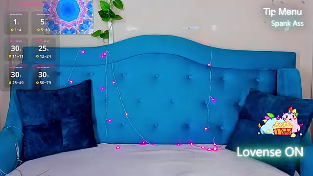 Snapshot of MilliStrii chatting on November 2025 01:27:02 AM MilliStrii online show from November 2025 01:27:02 AM