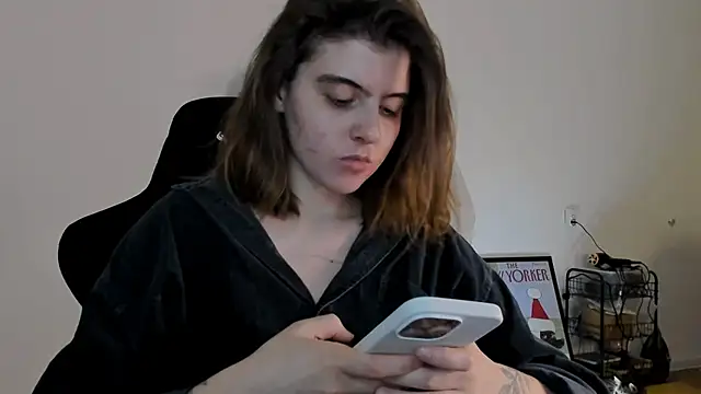 emmamurrr online show from December 2024 08:32:01 PM