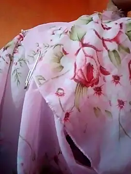 Snapshot of Mangla_Bhabhi chatting on September 2025 01:32:02 AM Mangla Bhabhi online show from September 2025 01:32:02 AM