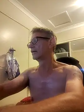 butseriouslykahnt online show from February 2025 10:20:02 AM