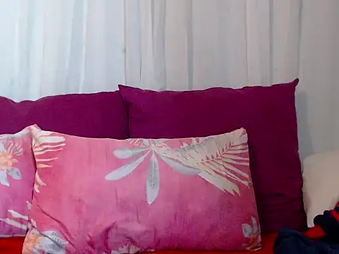 Freakyassnwildx online show from November 2025 08:19:01 PM