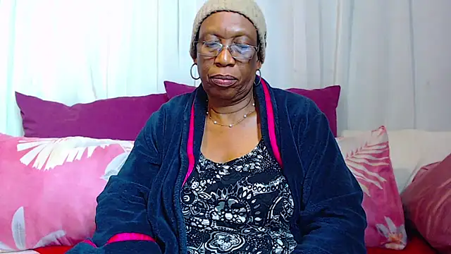 Freakyassnwildx online show from November 2025 04:18:01 PM