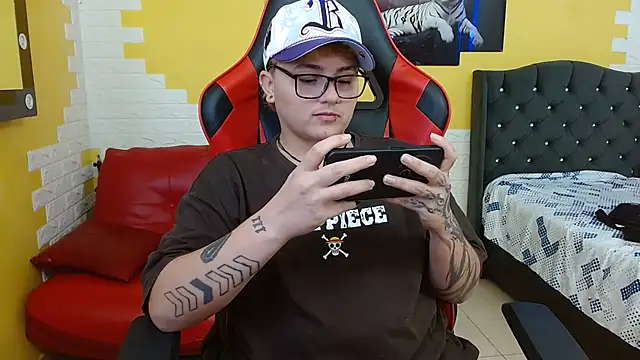 isabeautyx19 online show from September 2025 02:11:02 AM