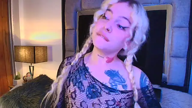 Bonnie vega online show from March 2025 02:05:02 AM