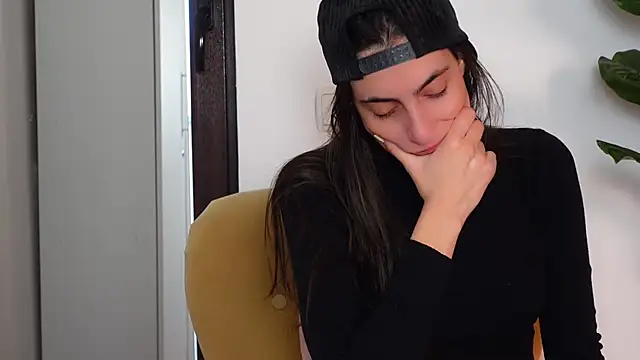 NinaCrystal1 online show from December 2025 07:27:02 AM