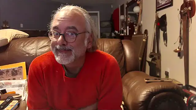 PincheDave4u online show from December 2024 04:58:01 PM