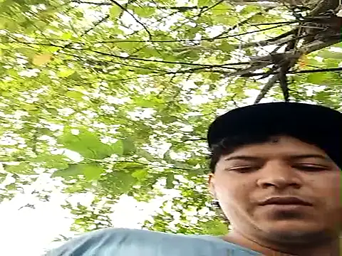 yoryisexi online show from November 2025 01:00:02 PM