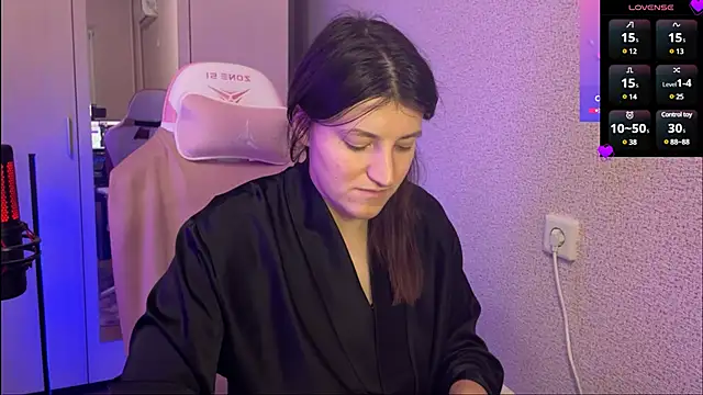 Snapshot of Katrin__kiss chatting on February 2025 07:30:02 PM Katrin kiss online show from February 2025 07:30:02 PM