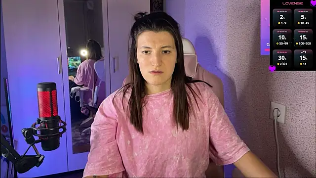 Snapshot of Katrin__kiss chatting on February 2025 05:36:02 PM Katrin kiss online show from February 2025 05:36:02 PM