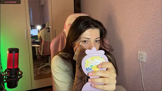 Snapshot of Katrin__kiss chatting on March 2025 03:28:02 PM Katrin kiss online show from March 2025 03:28:02 PM