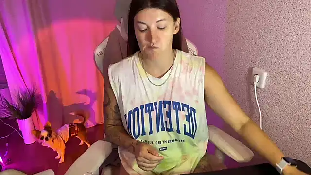 Snapshot of Katrin__kiss chatting on October 2025 11:19:02 AM Katrin kiss online show from October 2025 11:19:02 AM