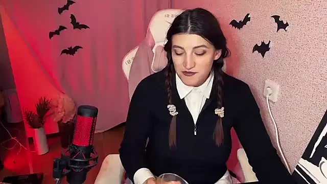 Snapshot of Katrin__kiss chatting on October 2025 08:32:01 PM Katrin kiss online show from October 2025 08:32:01 PM