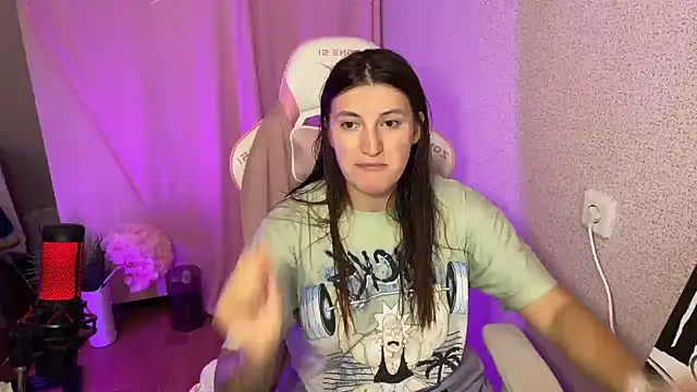 Snapshot of Katrin__kiss chatting on November 2025 06:30:01 PM Katrin kiss online show from November 2025 06:30:01 PM