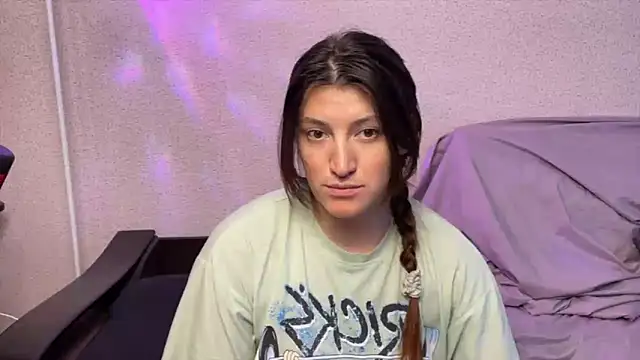 Katrin  kiss online show from June 2026 01:35:02 PM