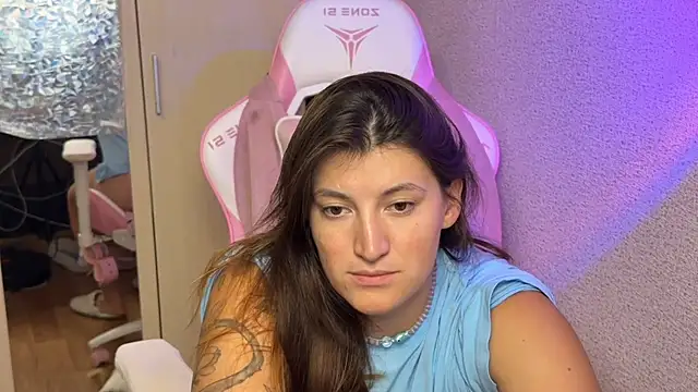 Katrin  kiss online show from July 2026 10:09:01 PM