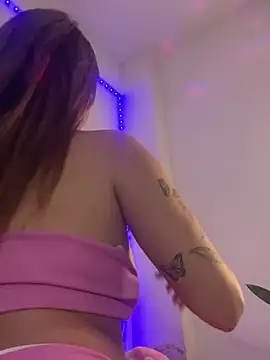 Snapshot of melisabunnny chatting on February 2025 03:39:01 PM melisabunnny online show from February 2025 03:39:01 PM