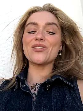 Goldloeckchen159 online show from June 2026 04:22:02 PM
