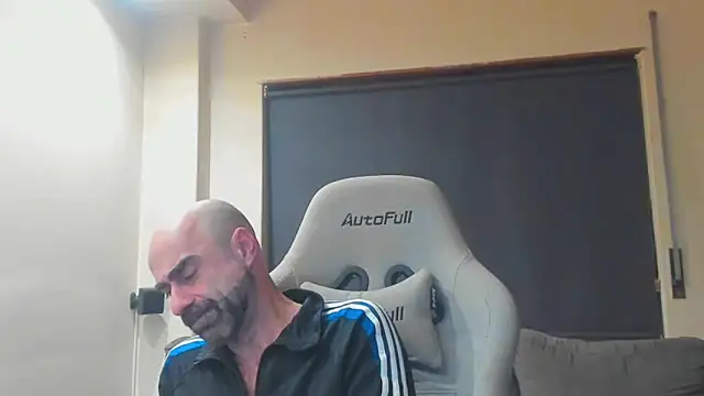 Bicopflirt online show from February 2026 01:42:01 AM