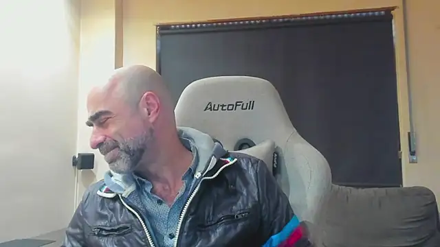 Bicopflirt online show from March 2026 03:50:01 PM