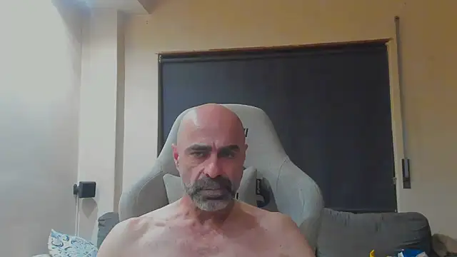 Snapshot of Bicopflirt chatting on June 2026 09:28:02 PM Bicopflirt online show from June 2026 09:28:02 PM