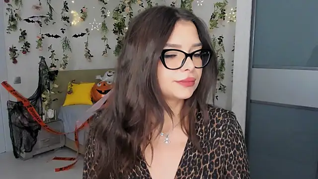 ContinentOfTranquility online show from October 2025 01:07:02 AM