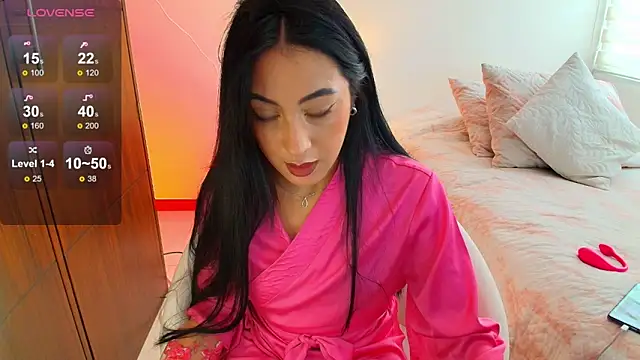 keilelewis online show from October 2025 05:02:02 PM