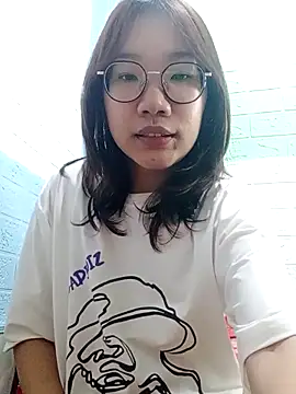 Nanoko online show from April 2026 04:37:01 PM