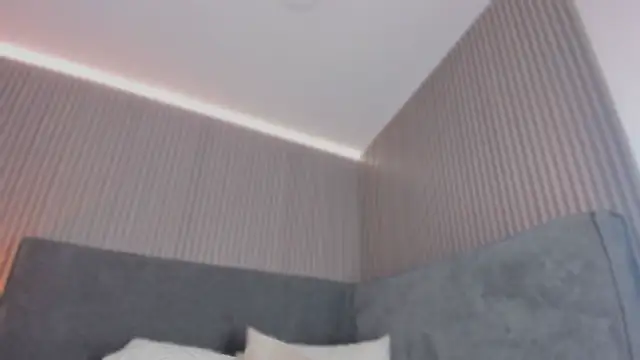 emelie 89 online show from February 2026 12:26:01 PM