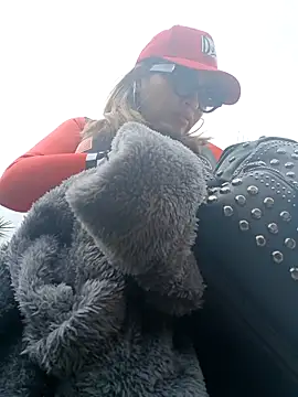 Afroditecash online show from October 2025 06:53:02 PM