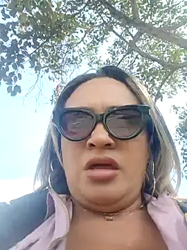 Afroditecash online show from January 2026 06:32:02 PM