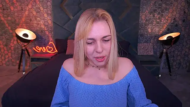 ArishkaLulu online show from March 2026 08:26:33 AM