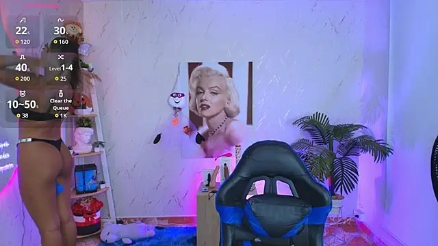 SALOOMEE   online show from December 2025 11:11:01 PM