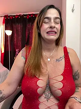 Snapshot of Alessandra_Schmoll chatting on February 2026 01:49:02 PM Alessandra Schmoll online show from February 2026 01:49:02 PM